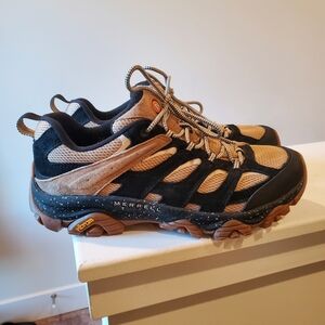 Merrell Moab 2 Vent Hiking Shoes Men’s Size 11 Vibram Trail Outdoor